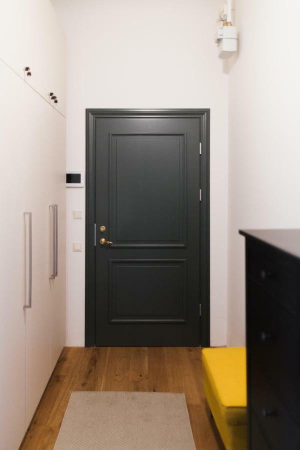 New, Modern Apartment Near Riga Center Экстерьер фото